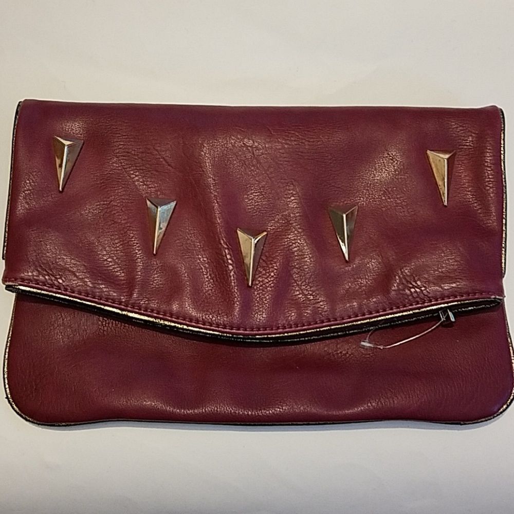 URBAN EXPRESSIONS vegan leather purple clutch‎